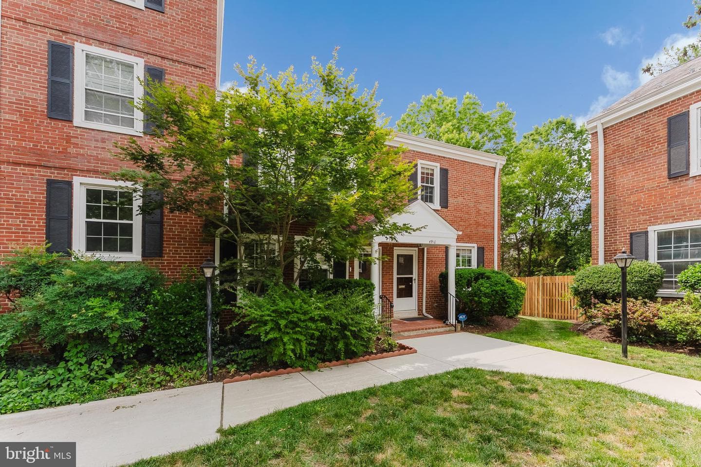 4910 29th Road S, Arlington