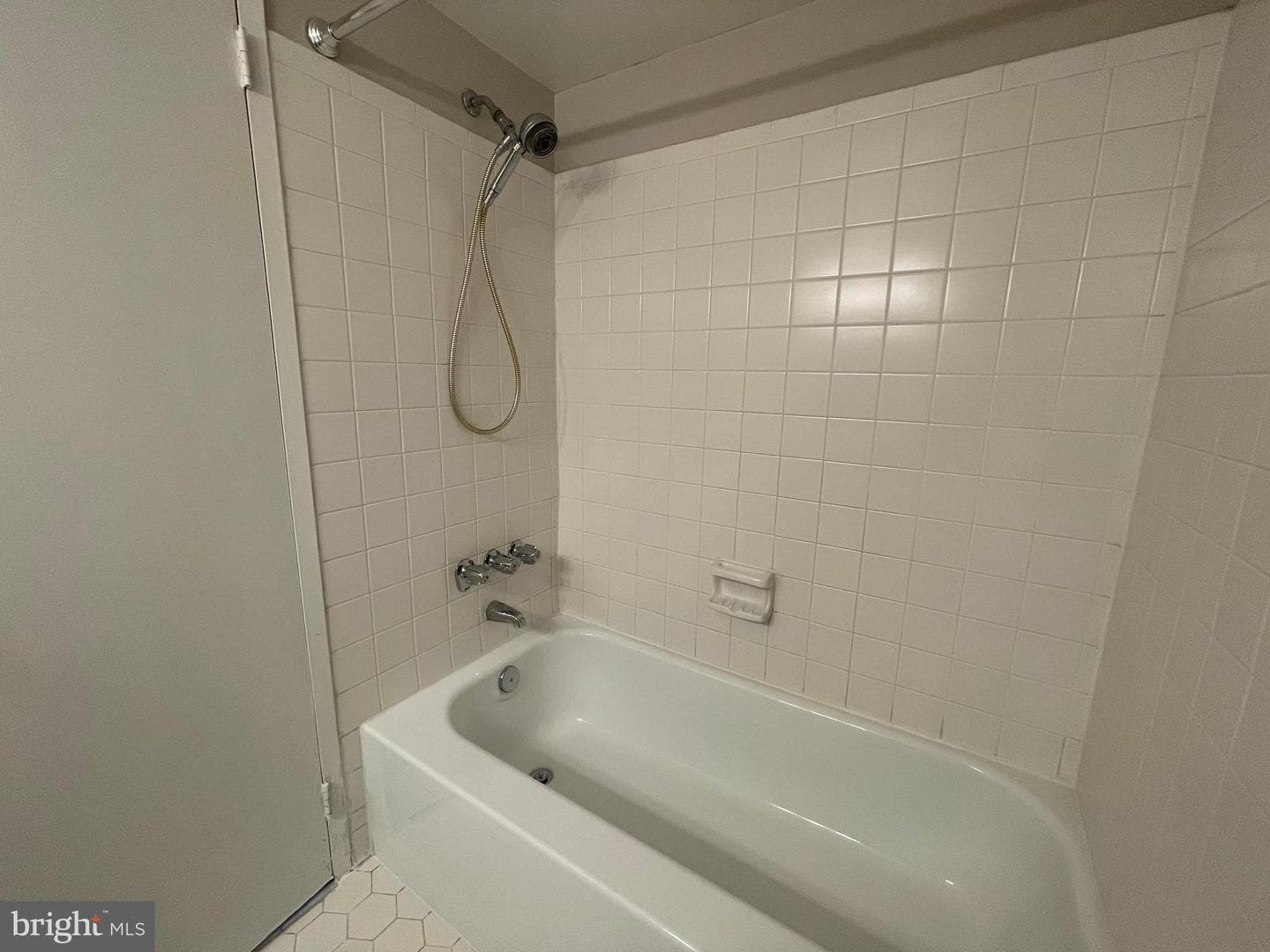 200 N Pickett Street #512 photo 29