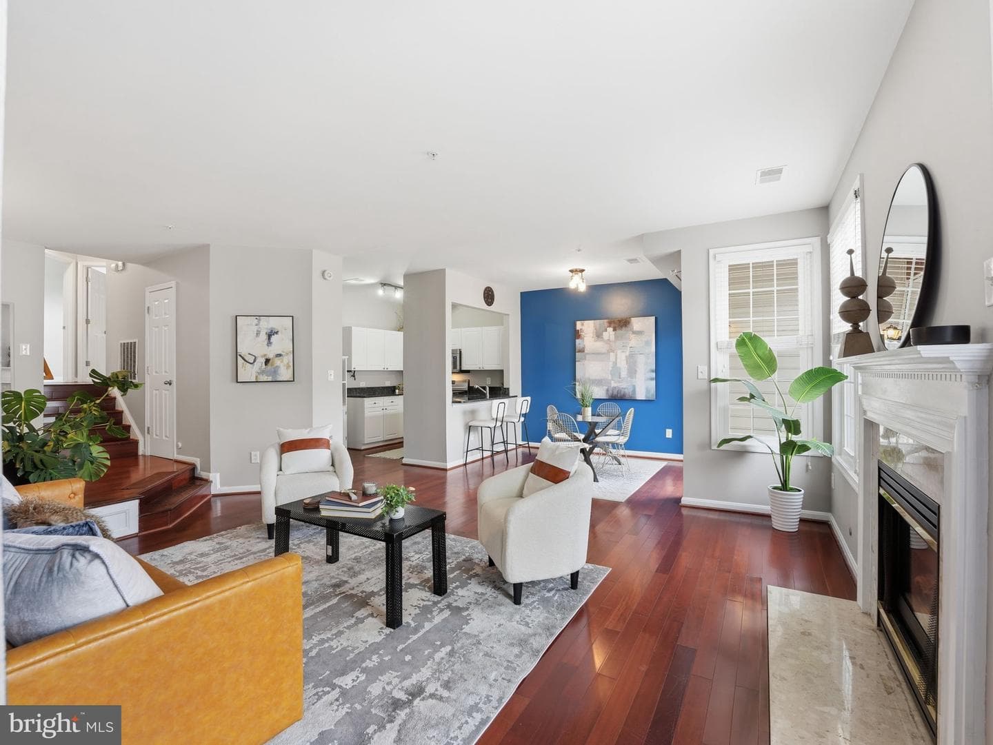 4667 Longstreet Lane #205 photo 8