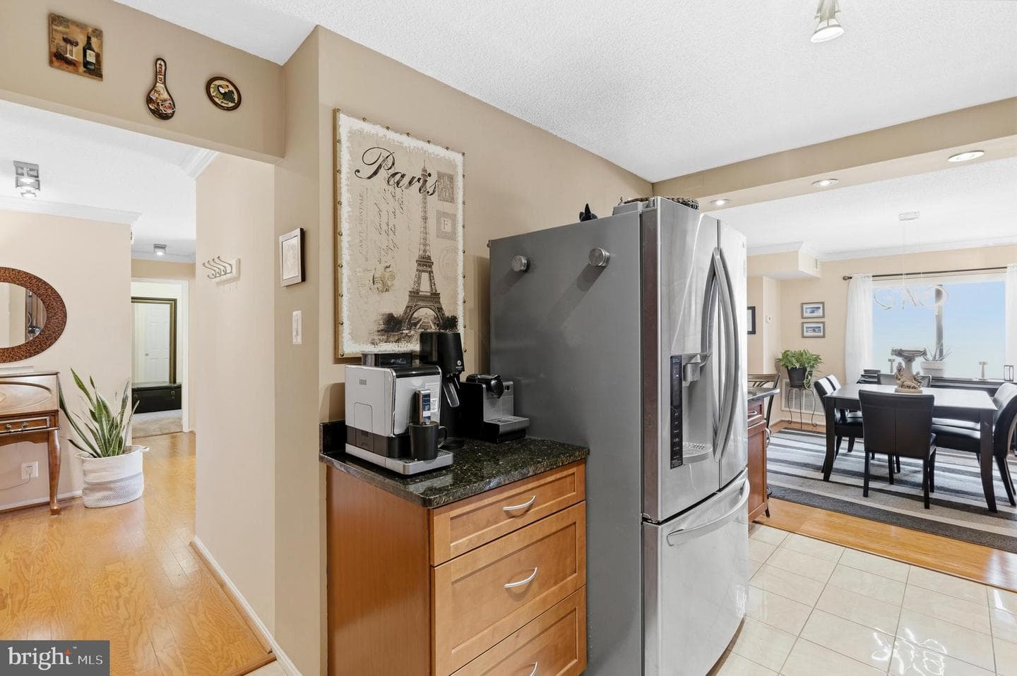 203 Yoakum Parkway #410 photo 11
