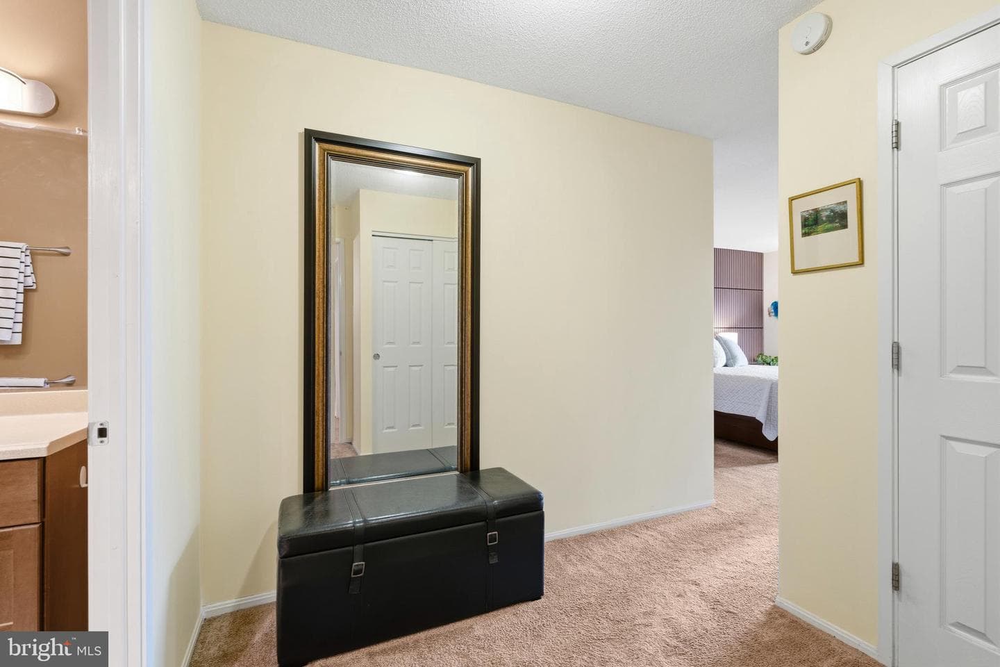 203 Yoakum Parkway #410 photo 26