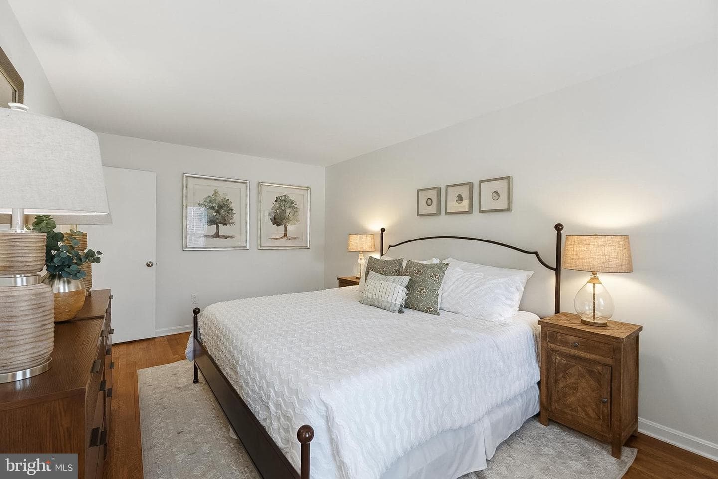 1009 N Van Dorn Street N photo 19