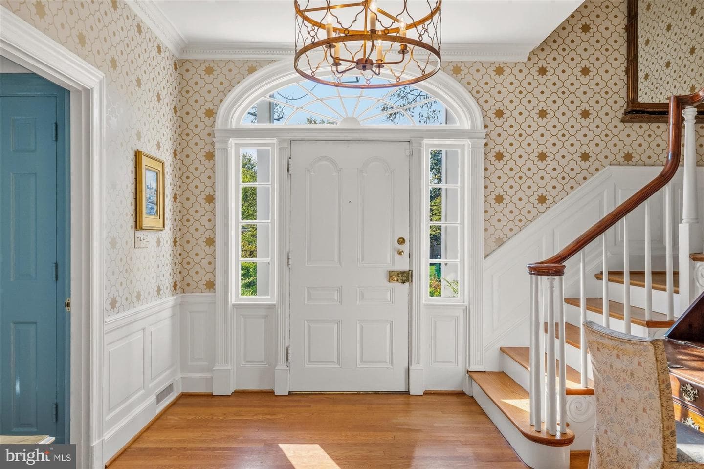 305 Mansion Drive photo 13