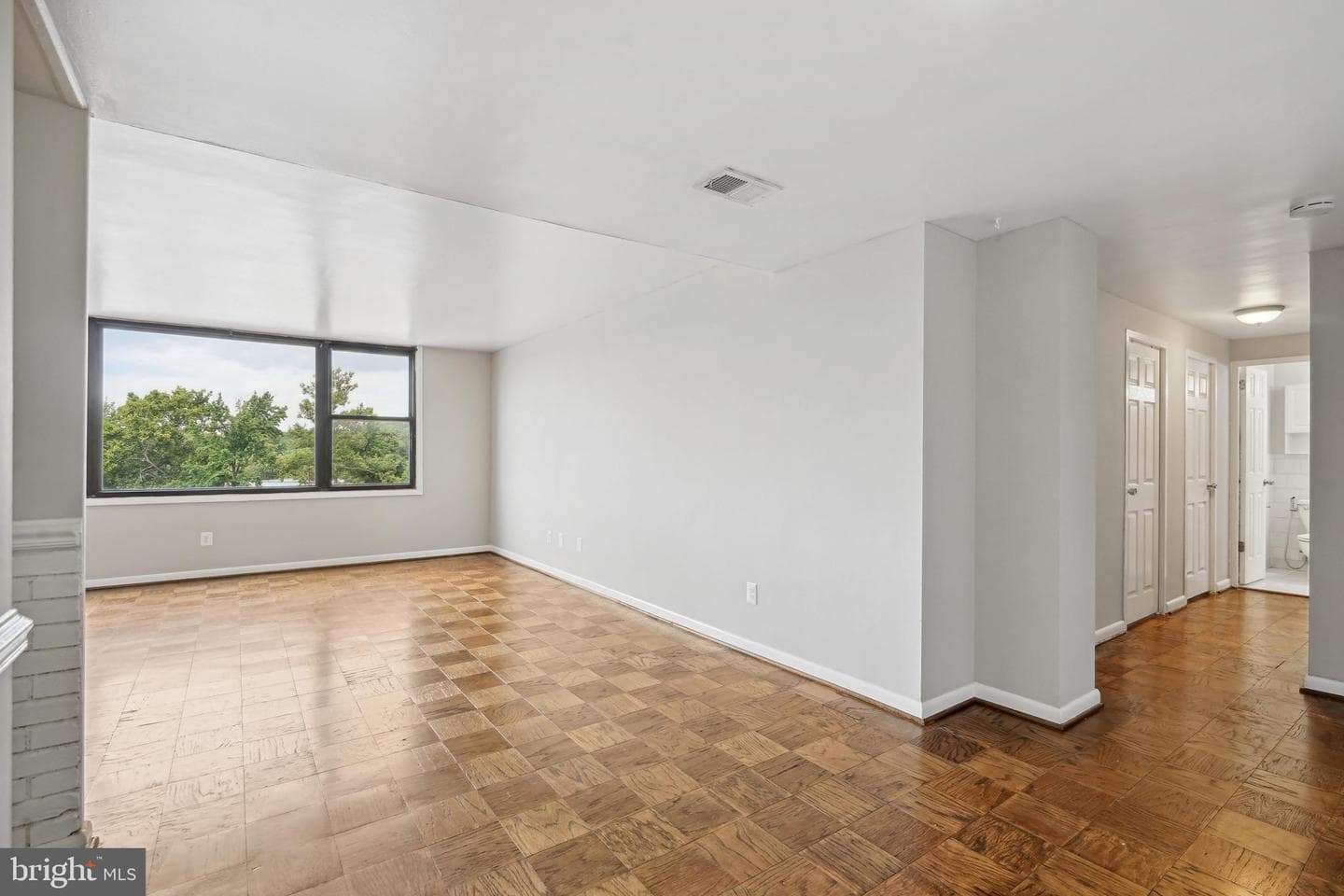 4600 Duke Street #603 photo 17