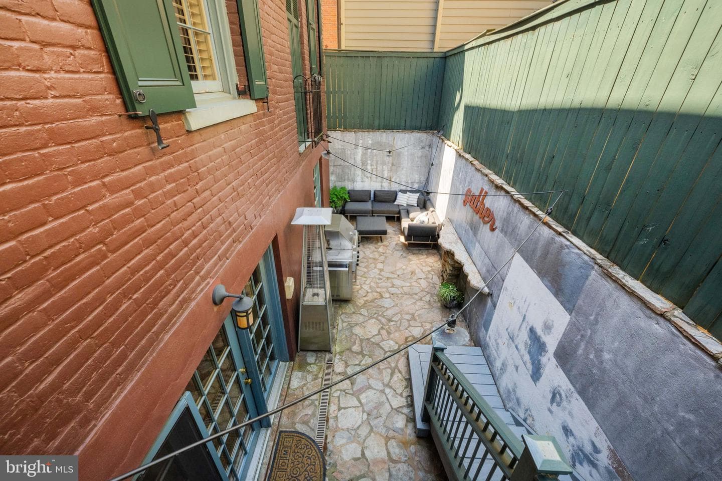 403 S Fairfax Street photo 54