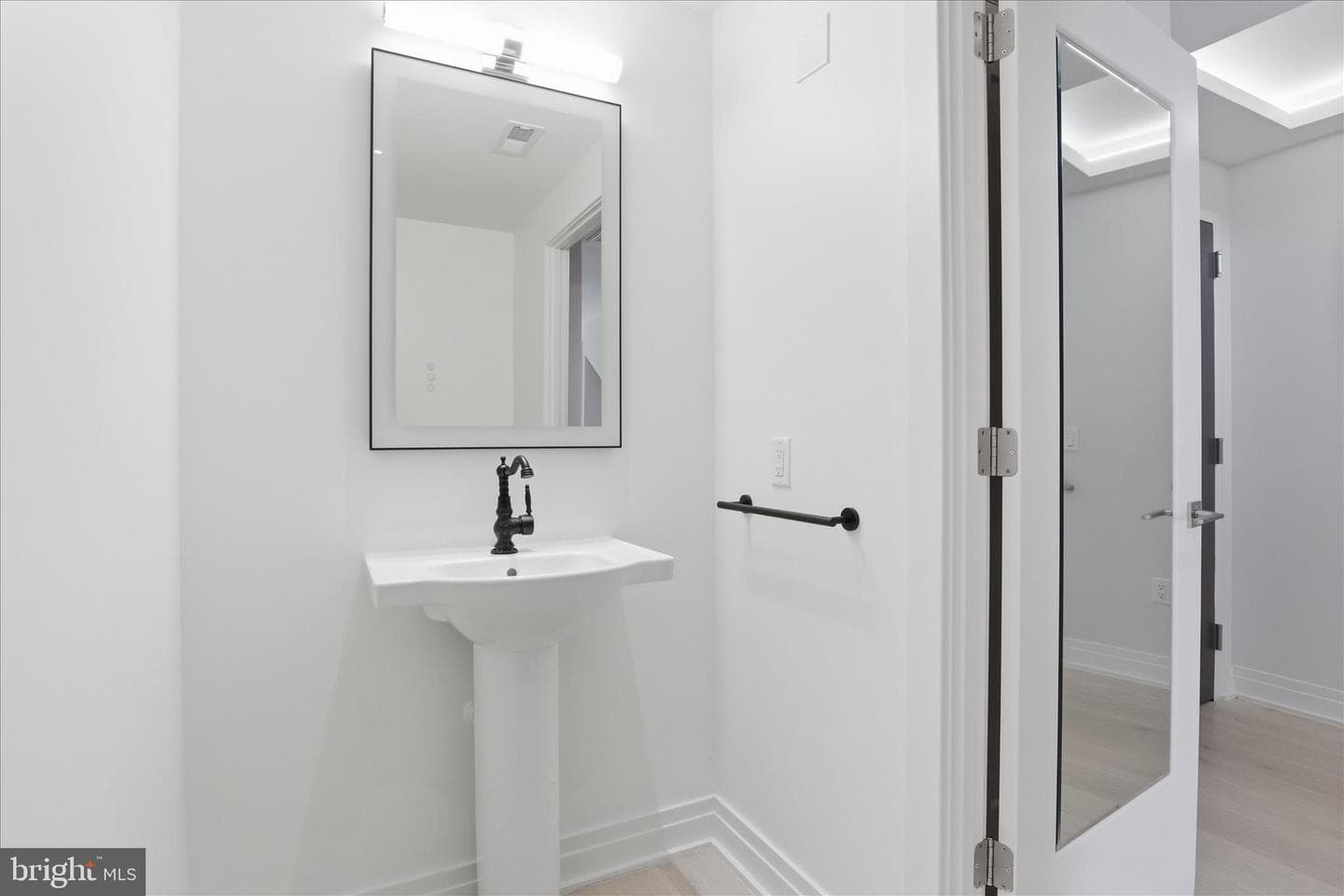 1201 N Royal Street #215 photo 9