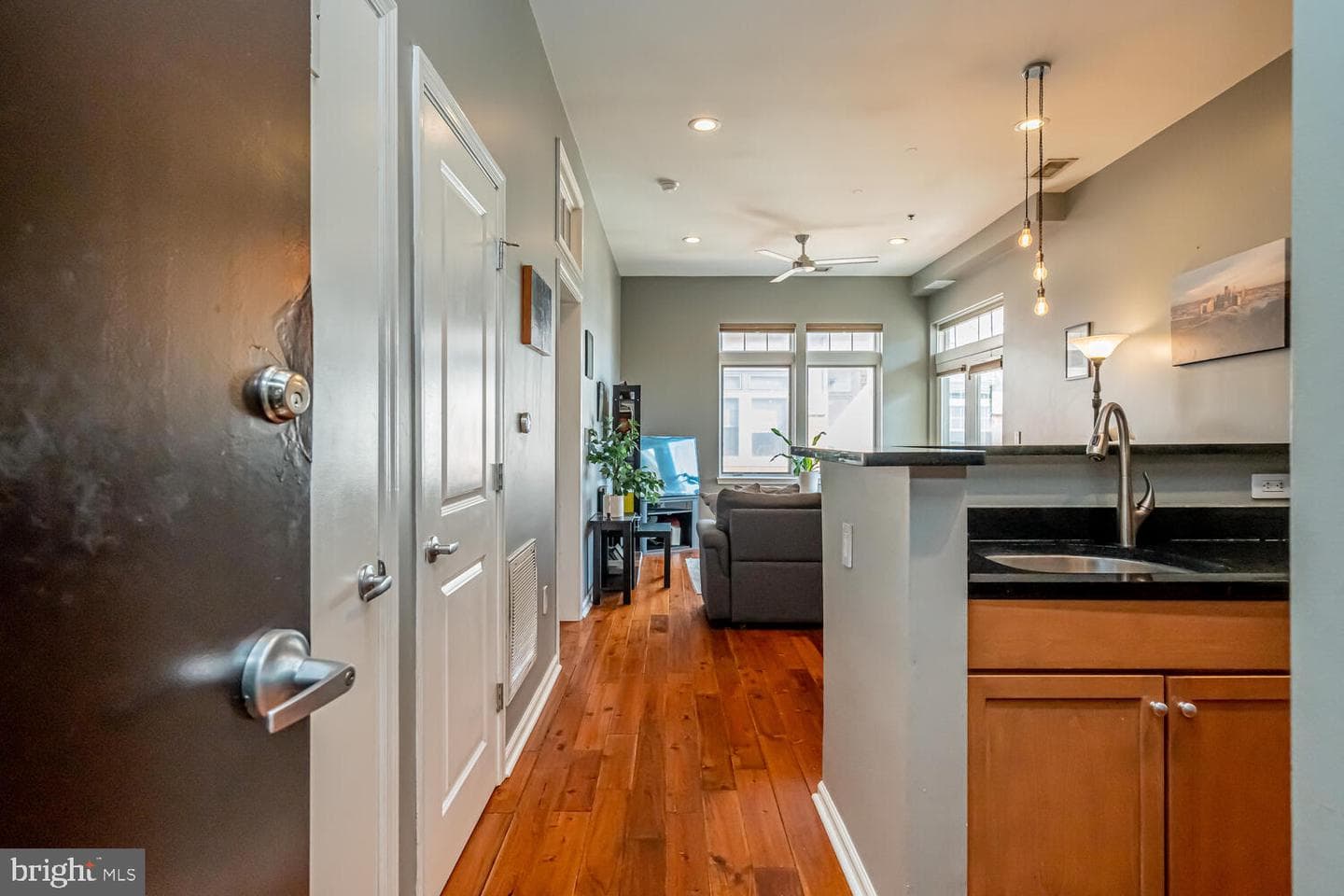 309 Holland Lane #307, Alexandria