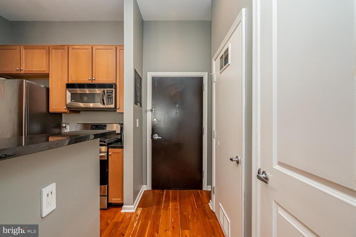 309 Holland Lane #307 photo 3