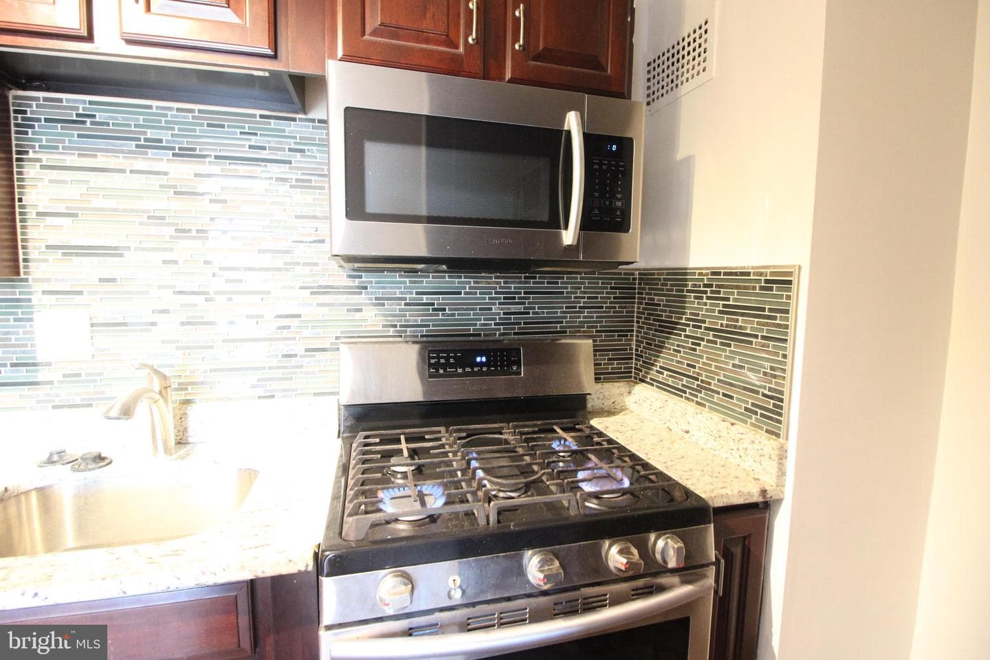 1225 Martha Custis Drive #320 photo 6