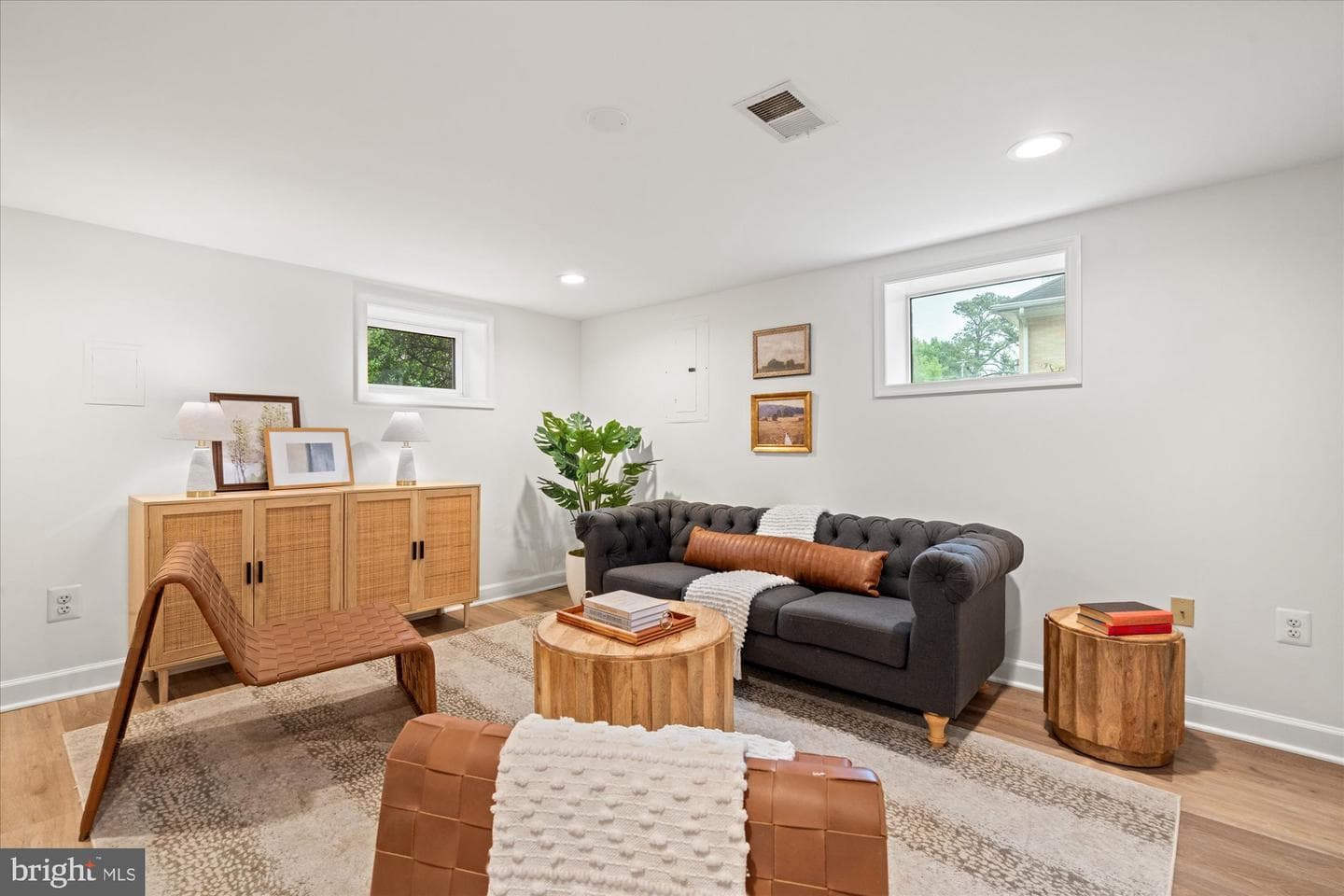 411 E Howell Avenue #a photo 12