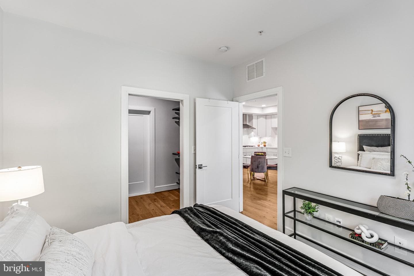 625 Slaters Ln # 107 photo 20