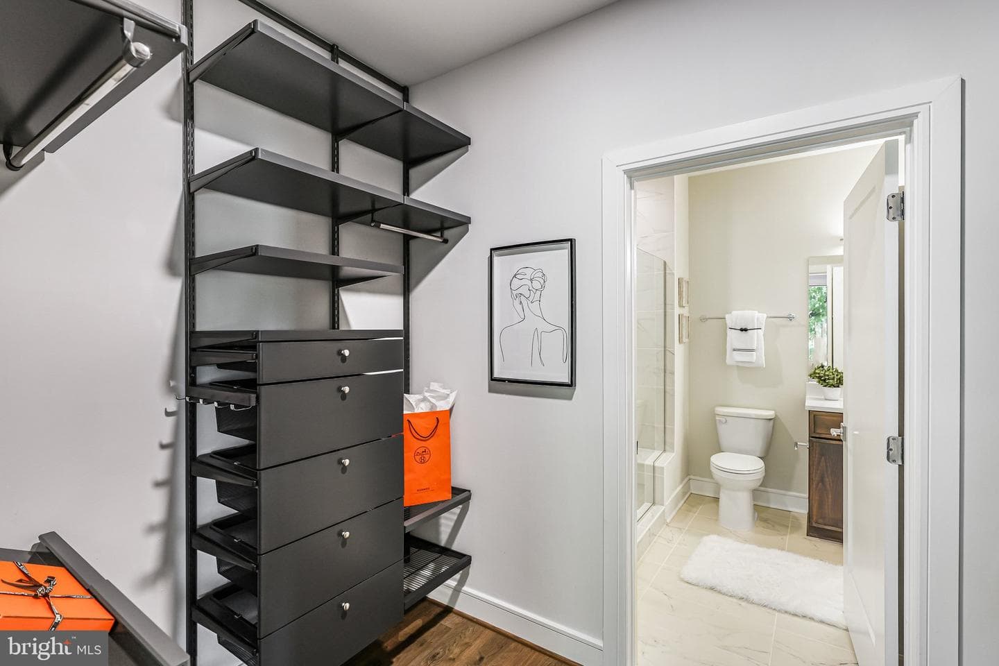 625 Slaters Ln # 107 photo 22