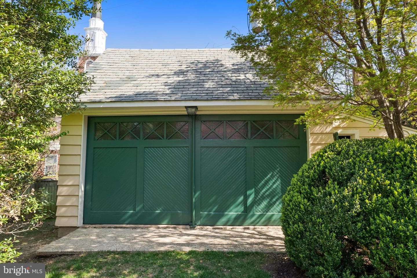 2307 Russell Road photo 69