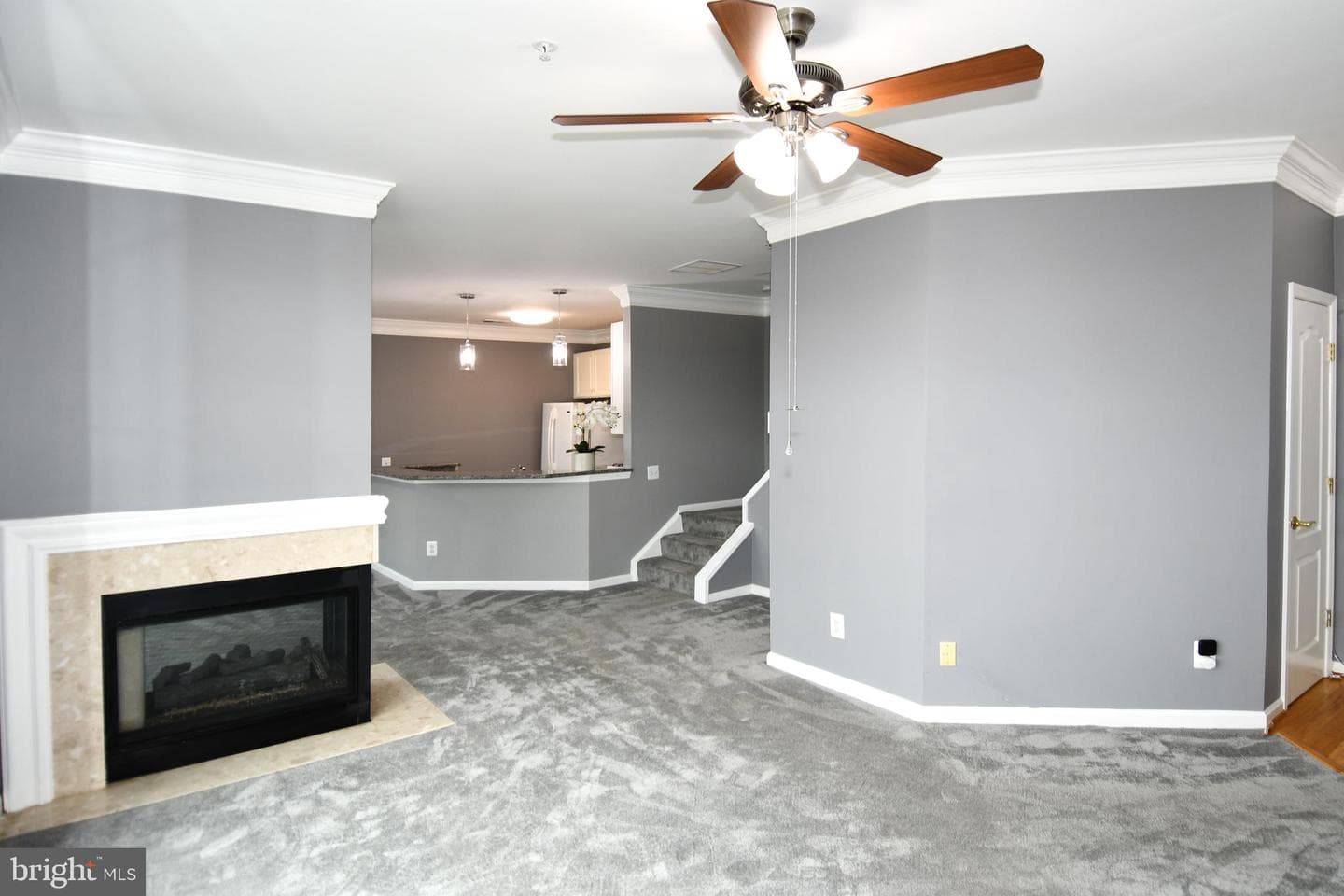1809 Kenwood Avenue #301 photo 5
