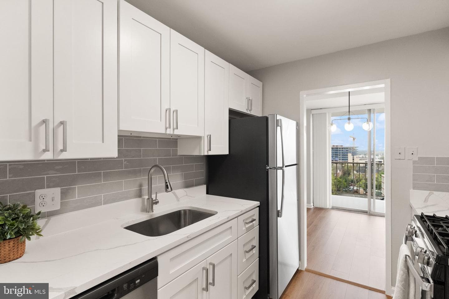 301 N Beauregard Street N #1103 photo 9