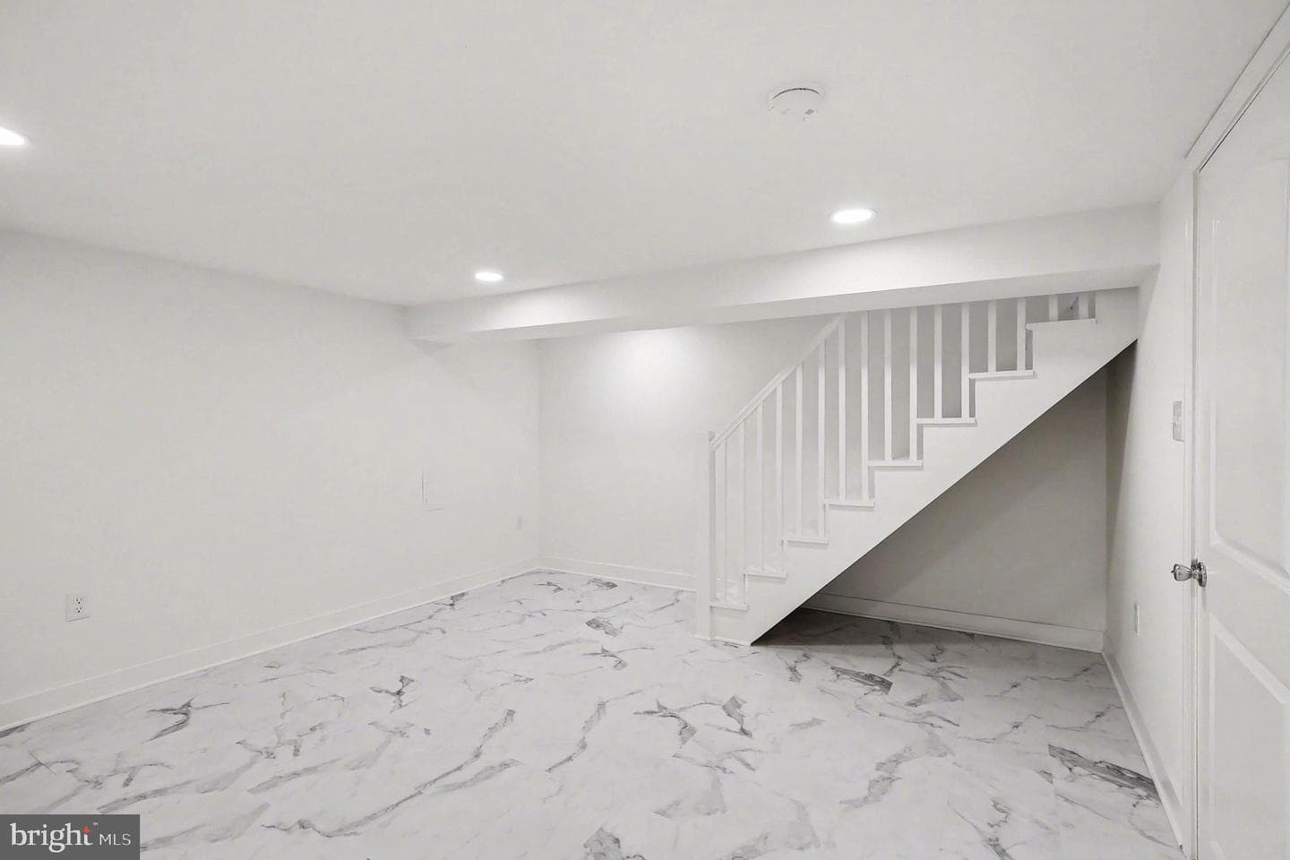 117 Wesmond Drive photo 29