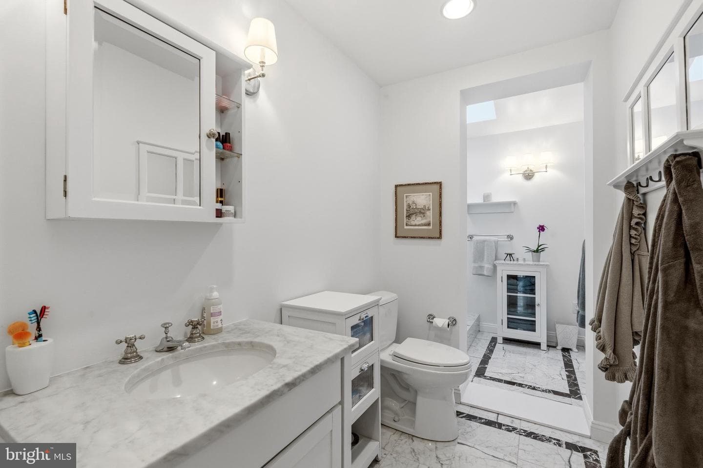 402 Skyhill Road photo 20