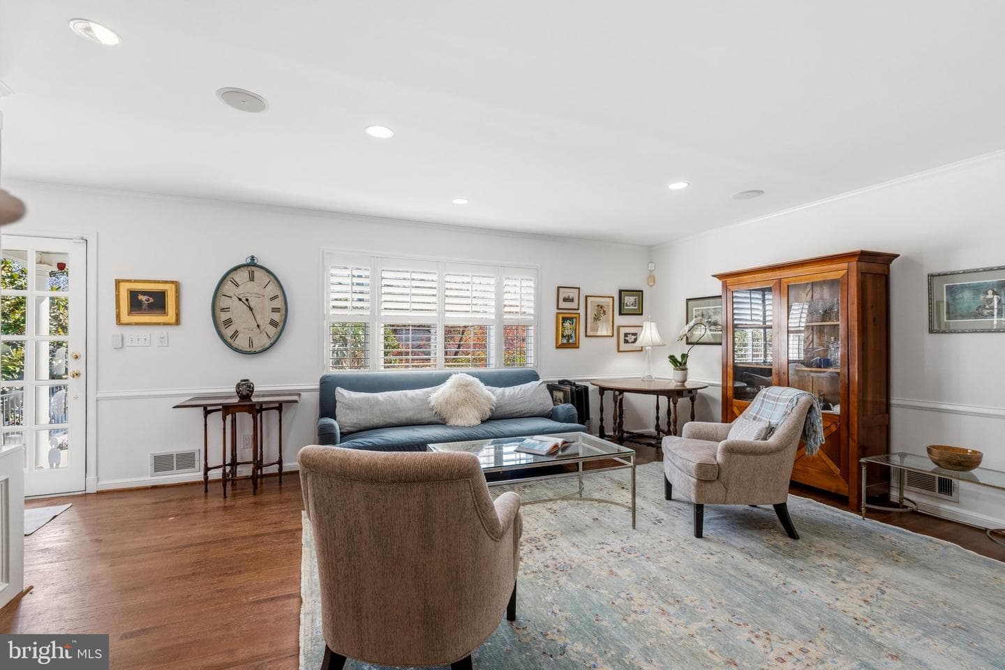 402 Skyhill Road photo 3