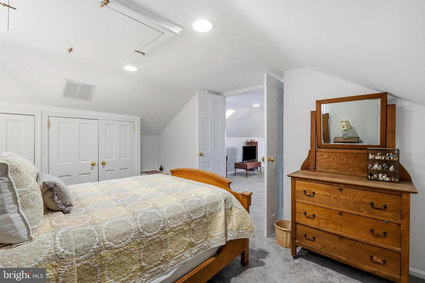 402 Skyhill Road photo 31