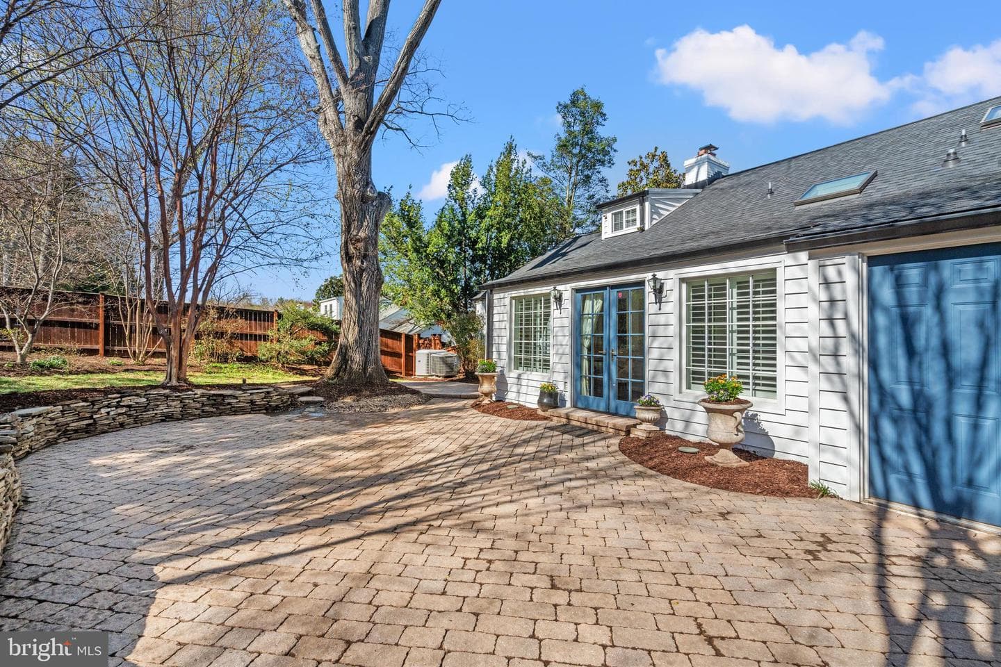 402 Skyhill Road photo 37