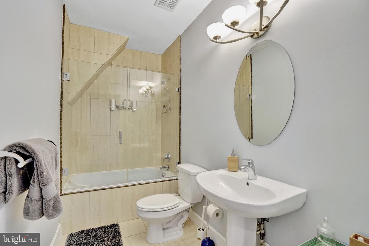 714 Wythe Street photo 29