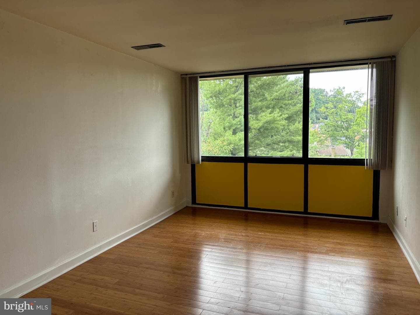 525 N Armistead Street N #302 photo 3
