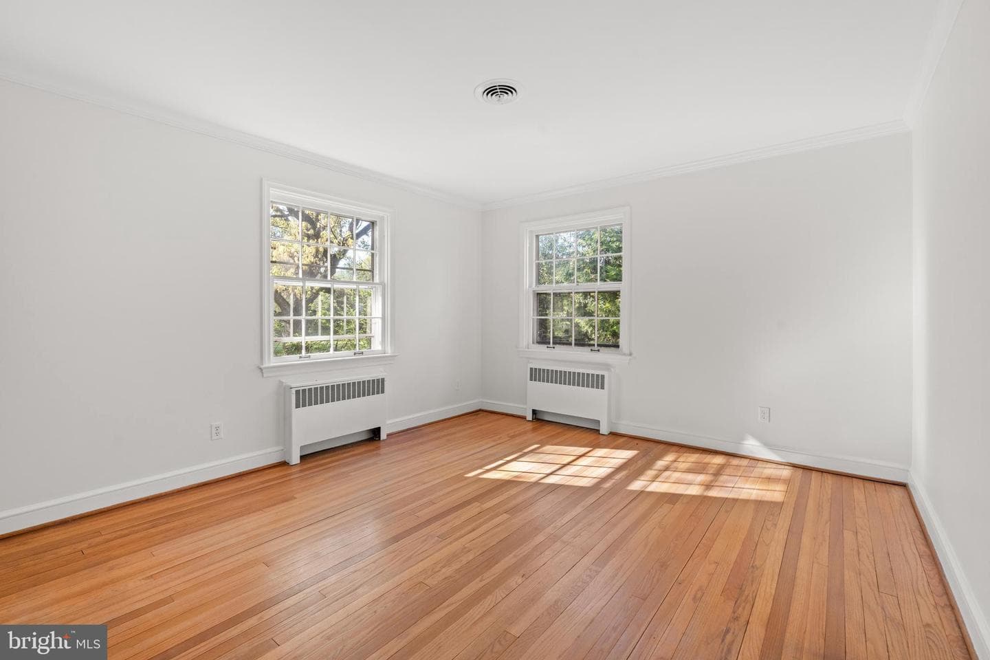 1803 Nicholson Lane photo 55