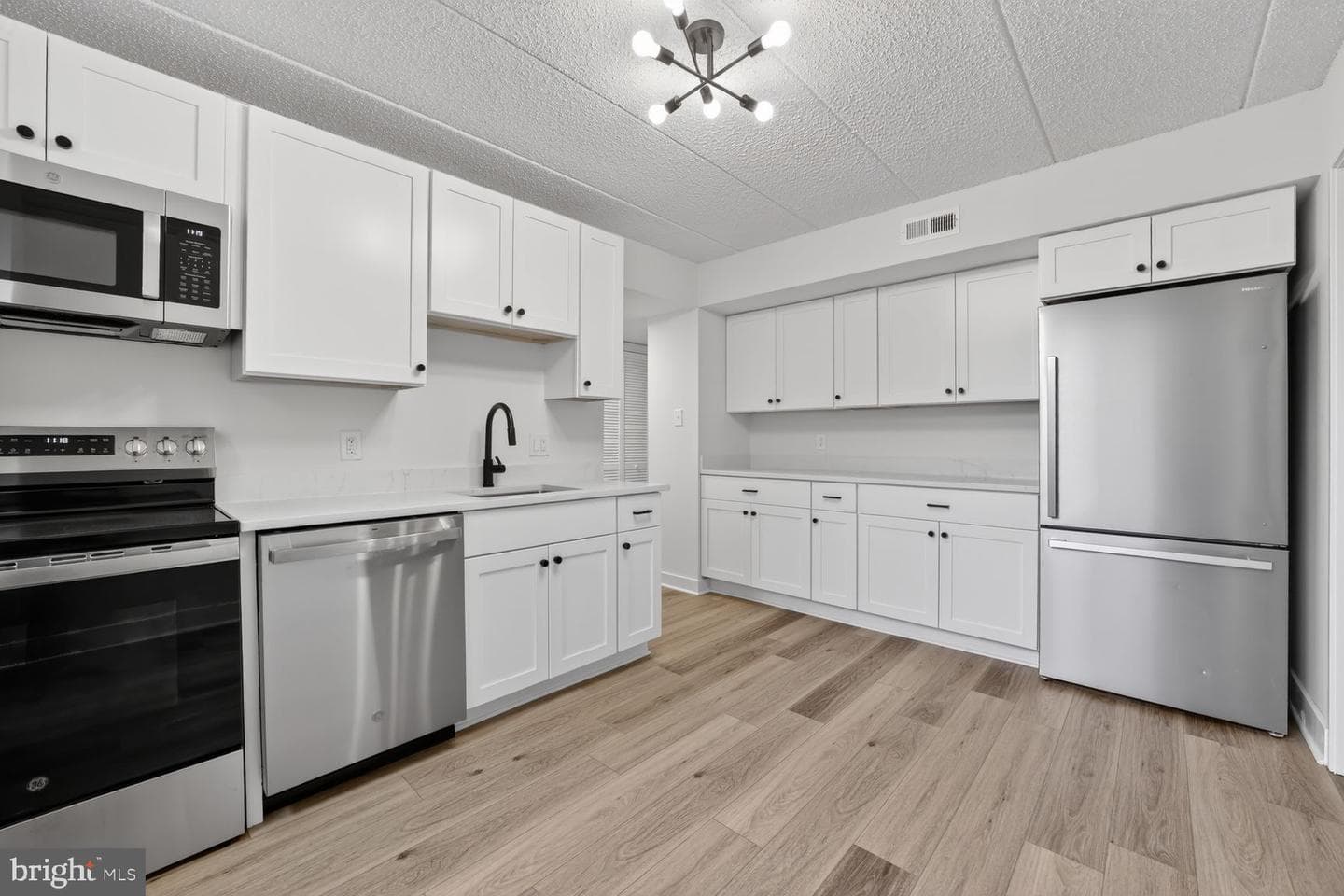 5180 Maris Avenue #101 photo 2