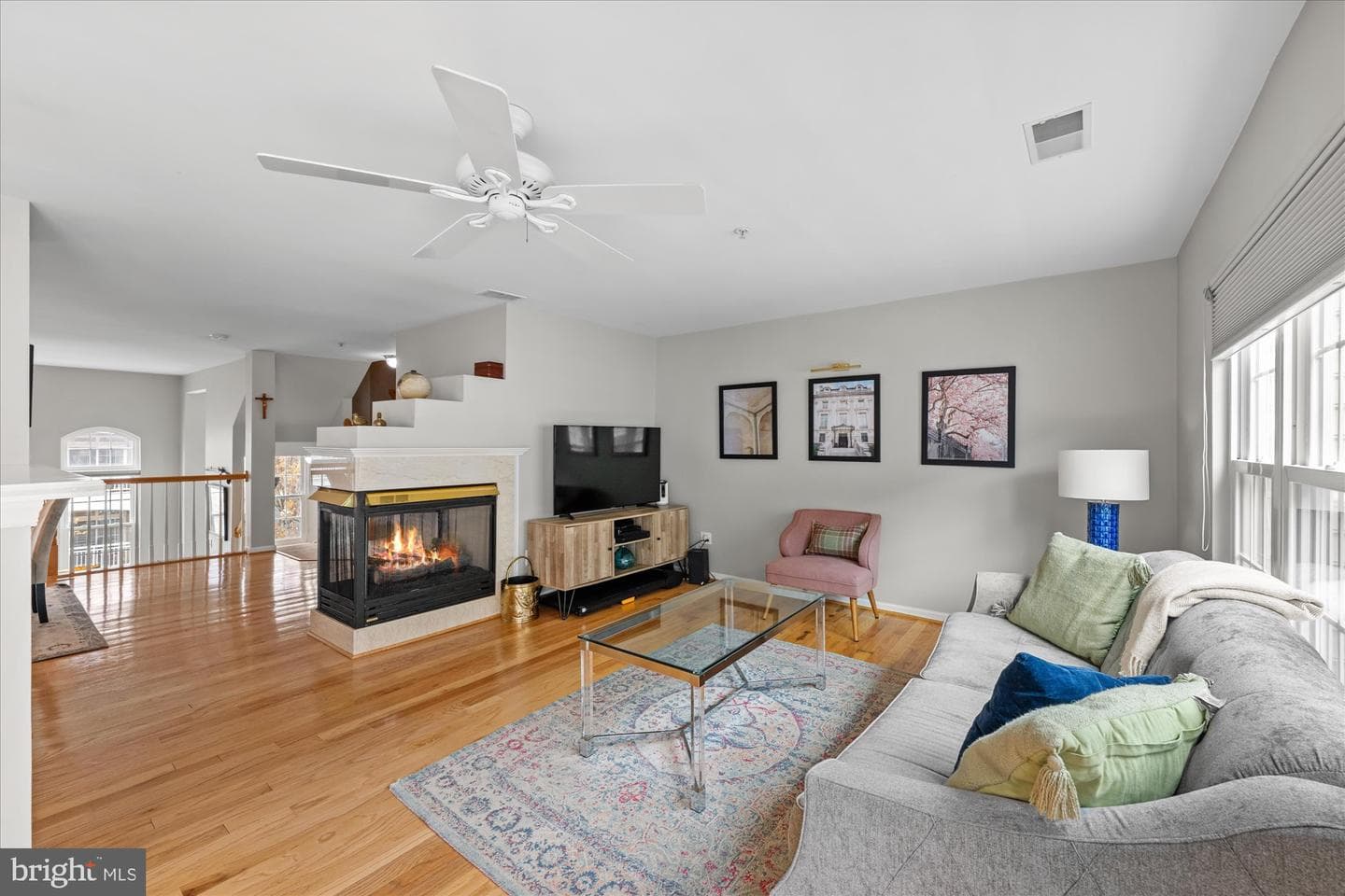 5115 Donovan Drive photo 3