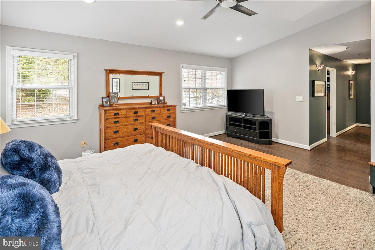 3012 Russell Road photo 24