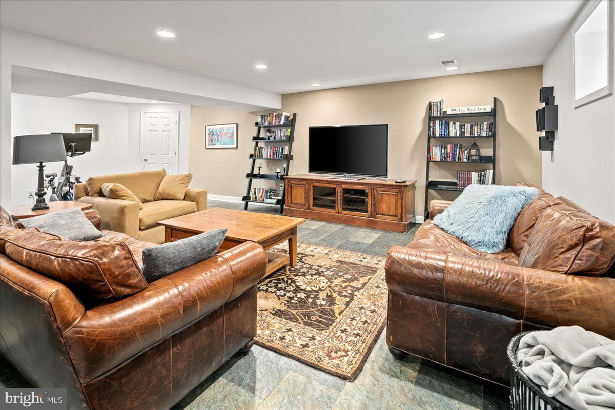 3012 Russell Road photo 42