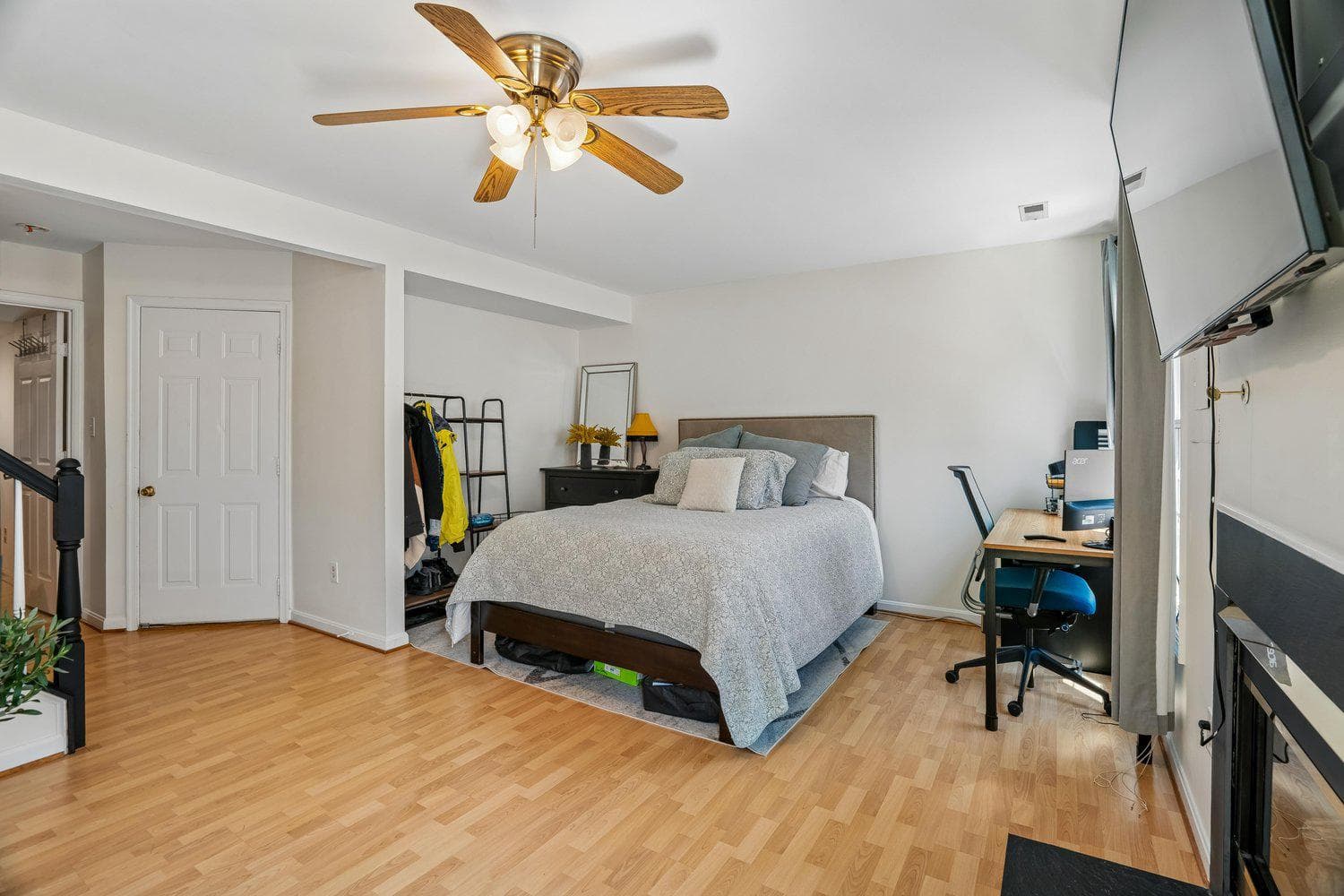 3919 Charles Avenue photo 43