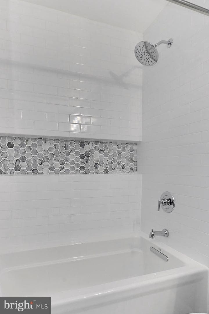 5011 Waple Lane photo 36