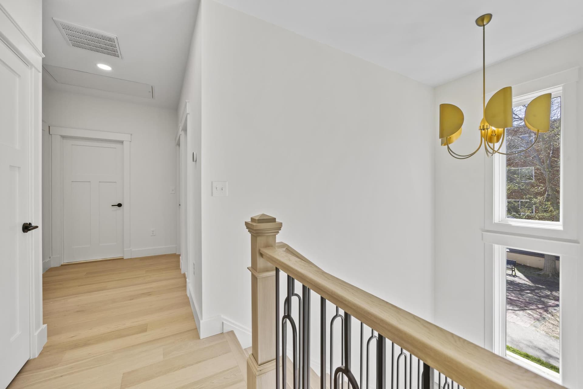14 E Monroe Avenue photo 41