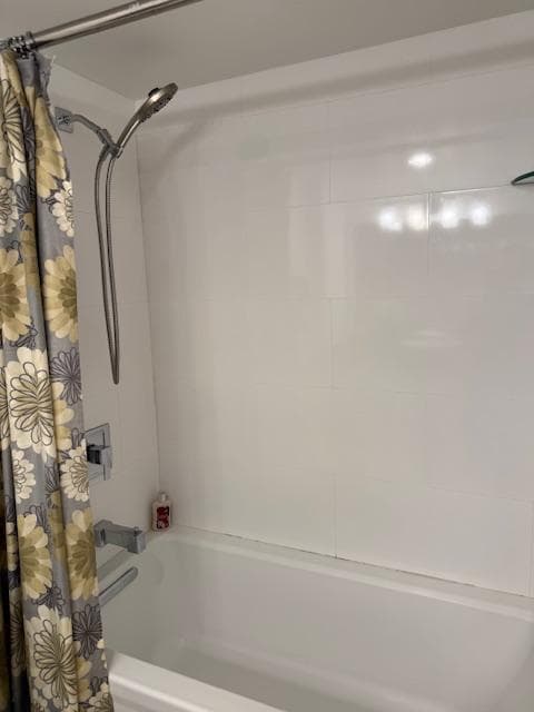 203 Yoakum Pkwy # 1209 photo 38