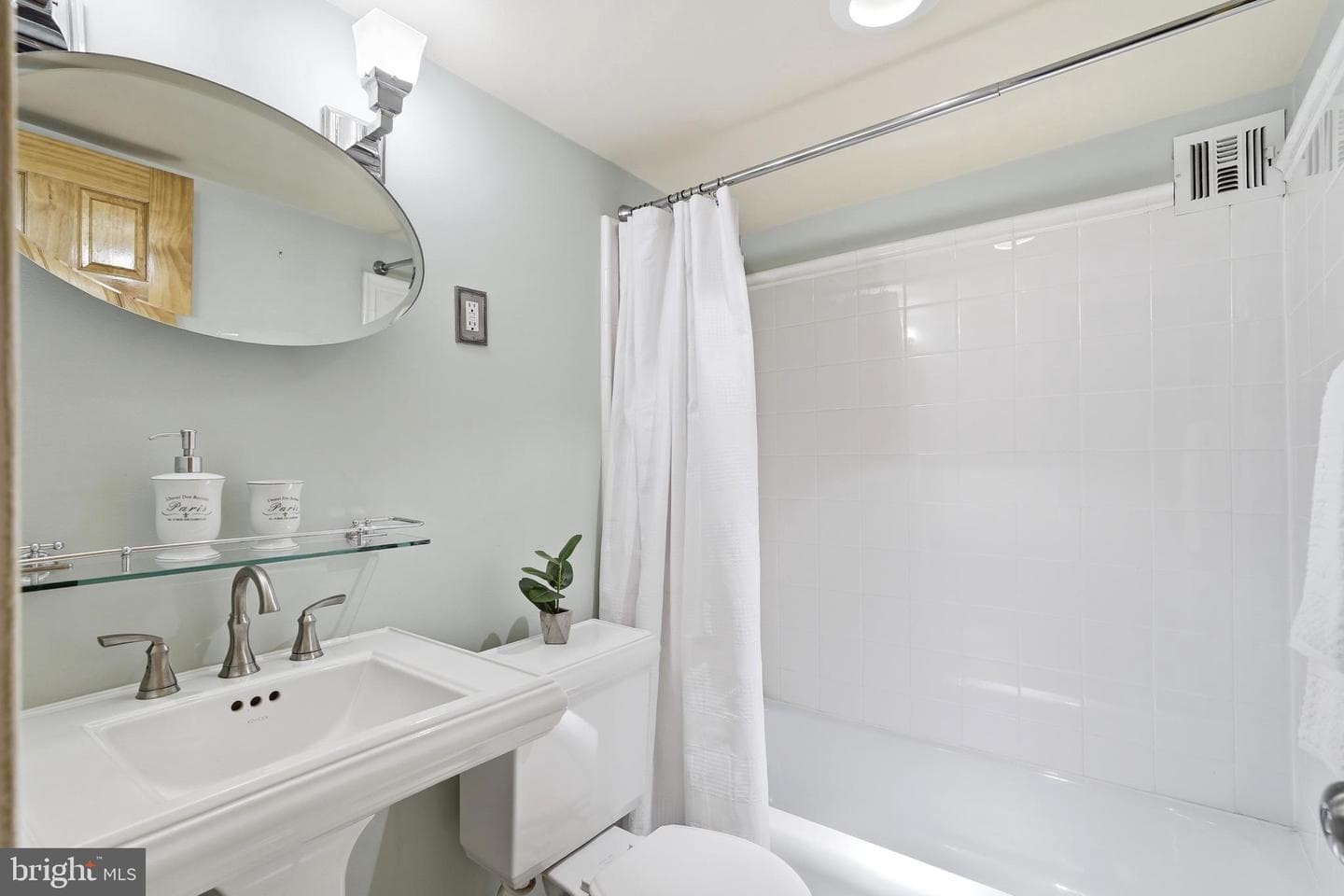 801 N Pitt Street #803 photo 8
