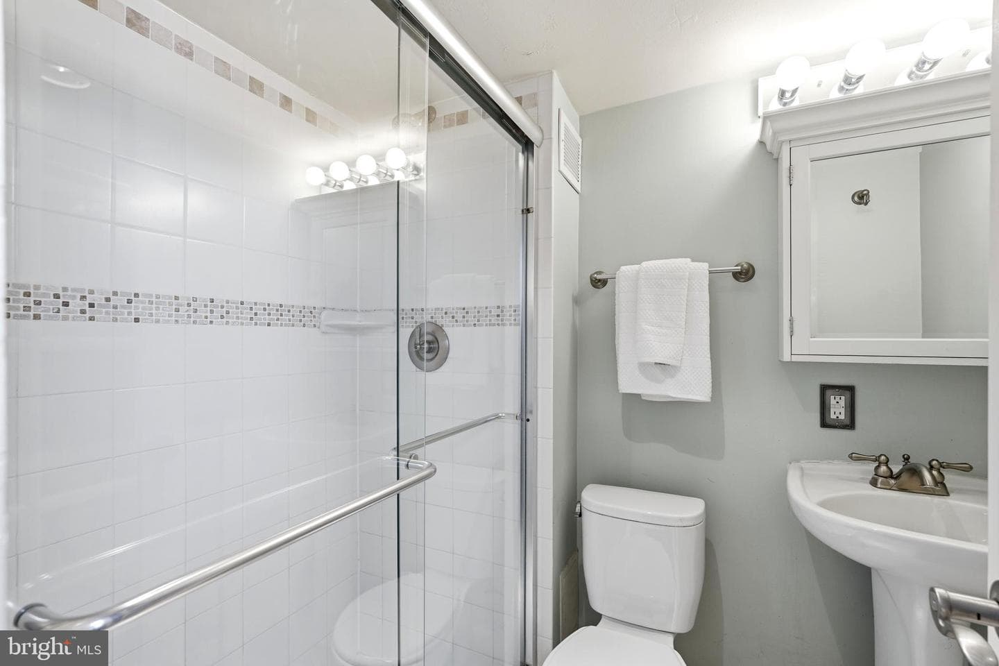 801 N Pitt Street #803 photo 9