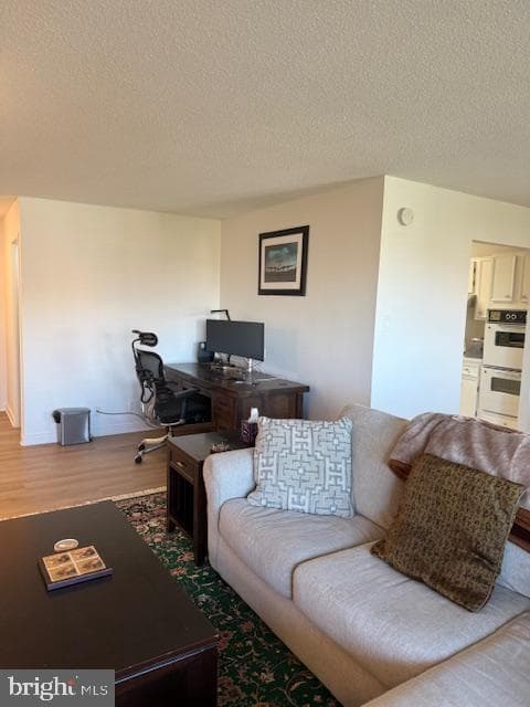 203 Yoakum Parkway #1004 photo 14