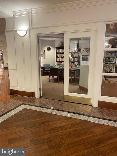 203 Yoakum Parkway #1004 photo 53