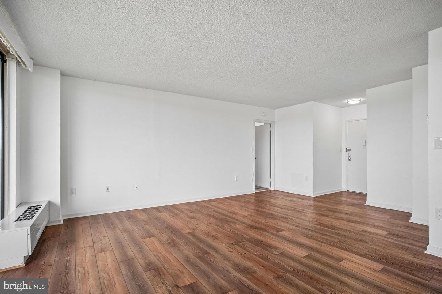 1225 Martha Custis Drive #811 photo 8