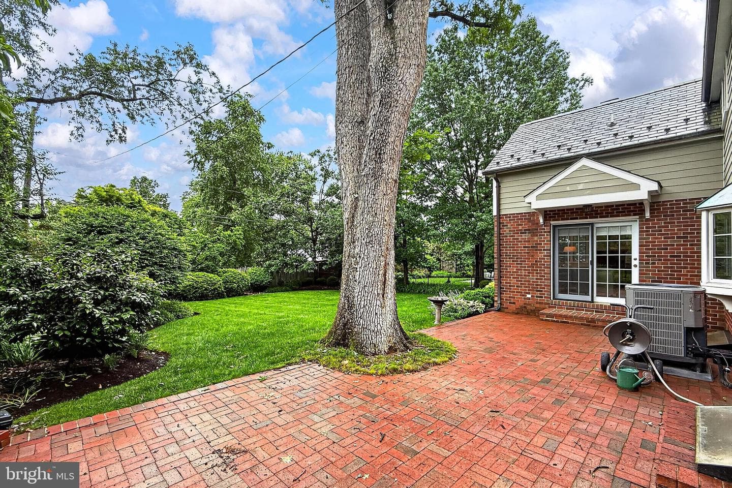 809 Enderby Drive photo 53