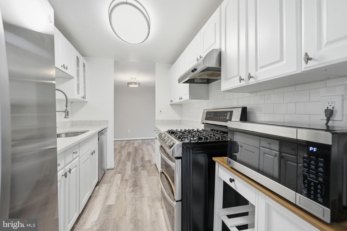 4600 Duke Street #519 photo 14