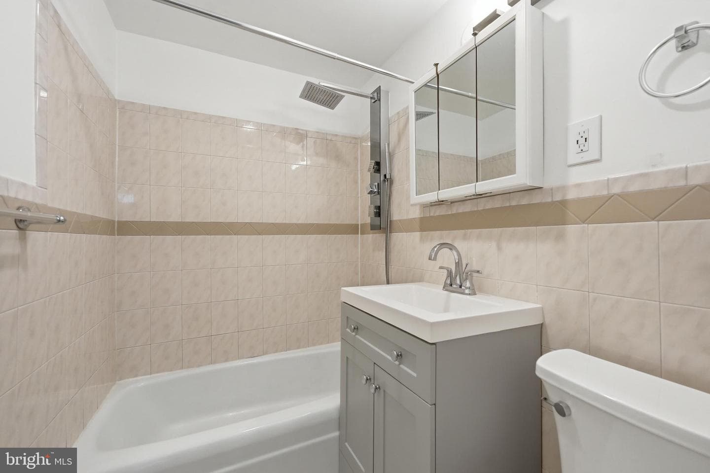 4600 Duke Street #519 photo 22