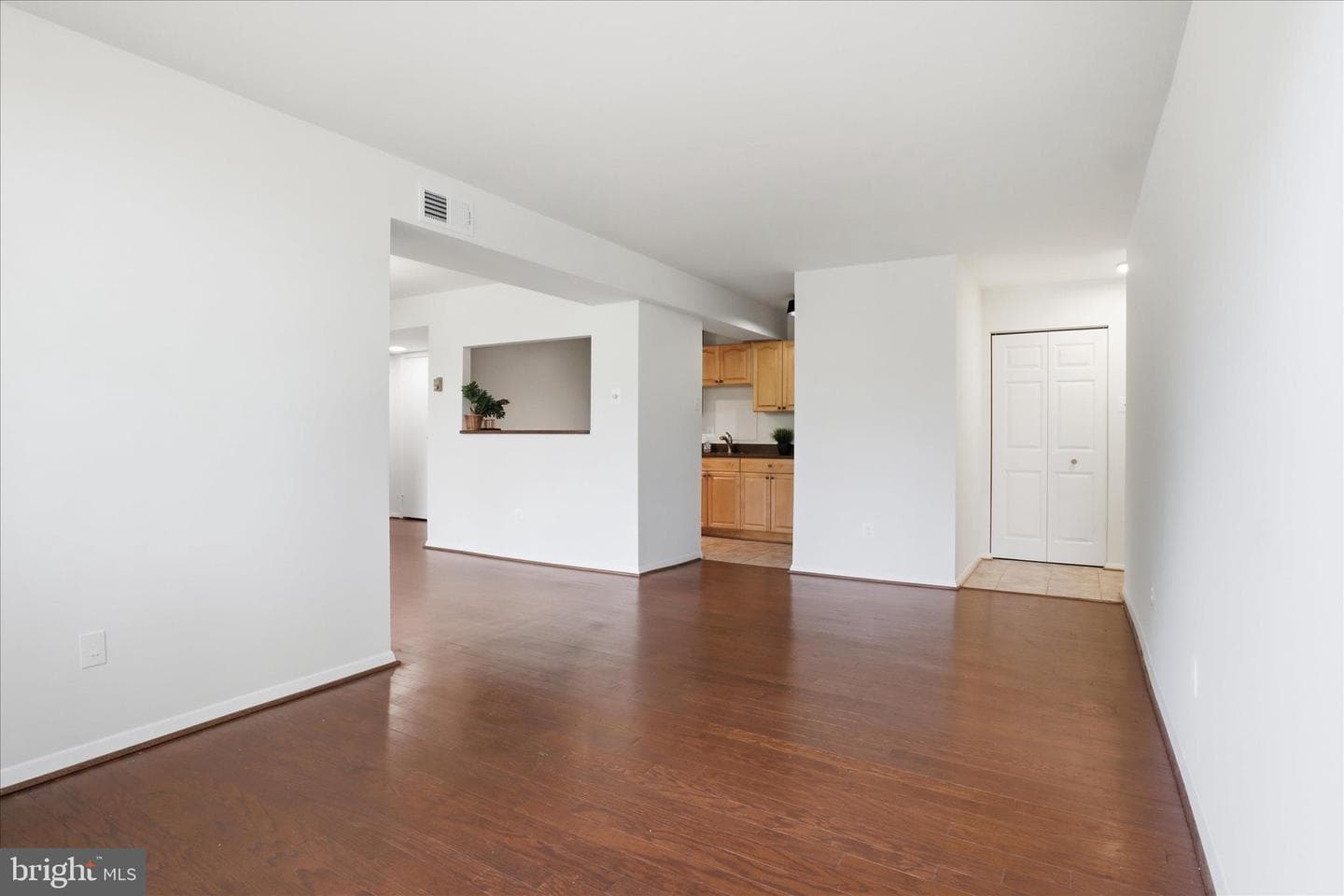 501 N Armistead Street #t2 photo 4