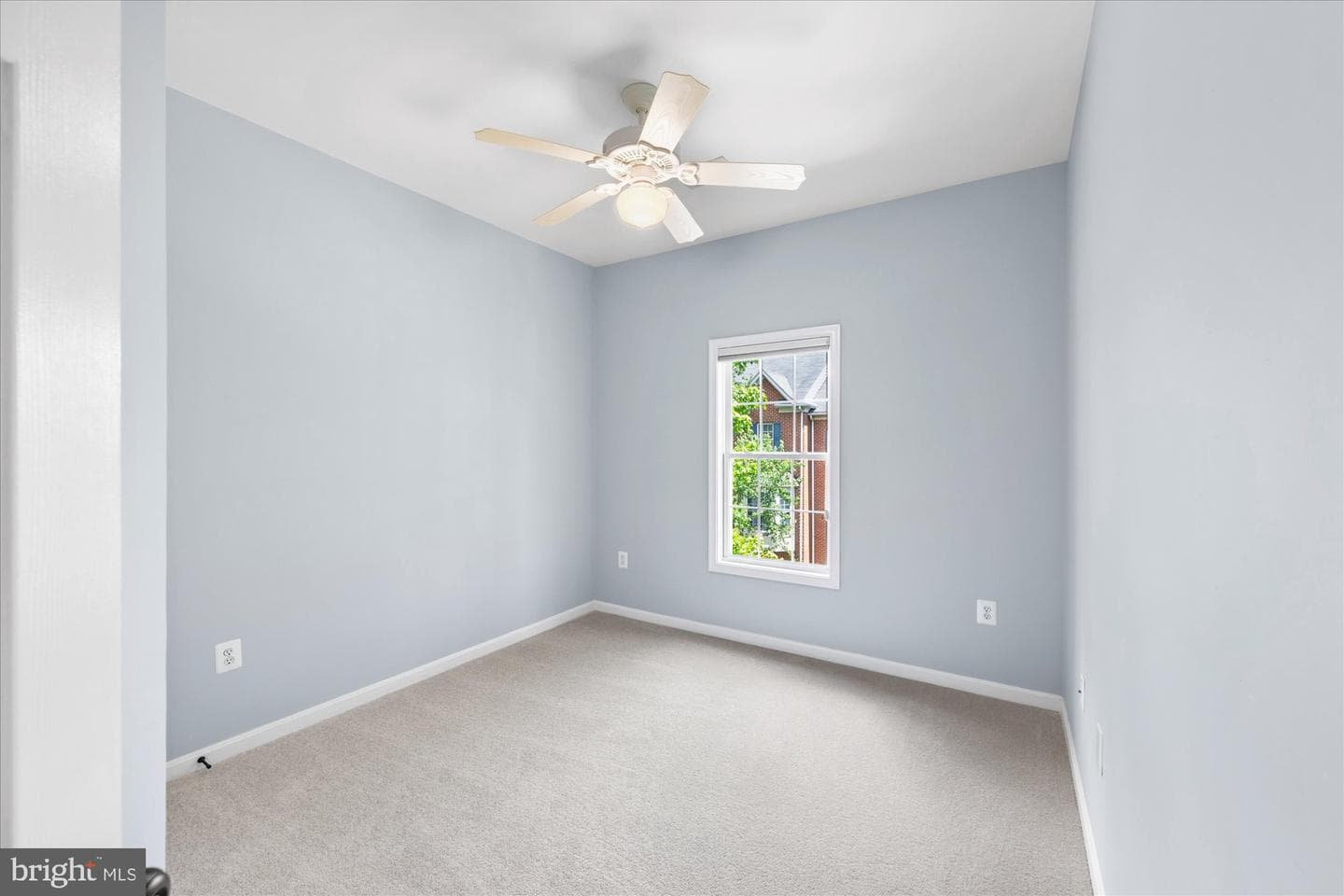411 Ashford Lane photo 46