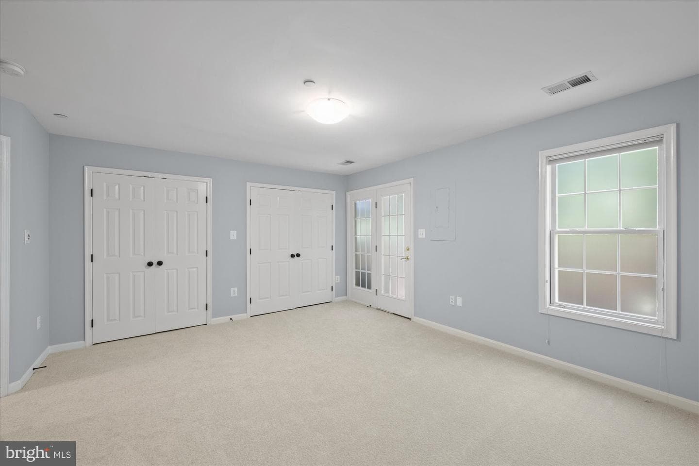 411 Ashford Lane photo 9