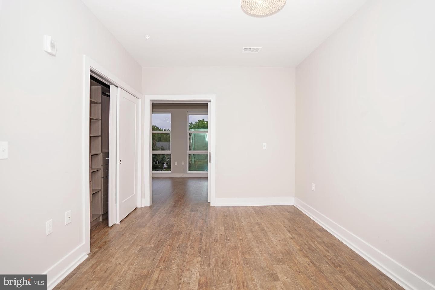 1800 Mount Vernon Avenue #309 photo 11