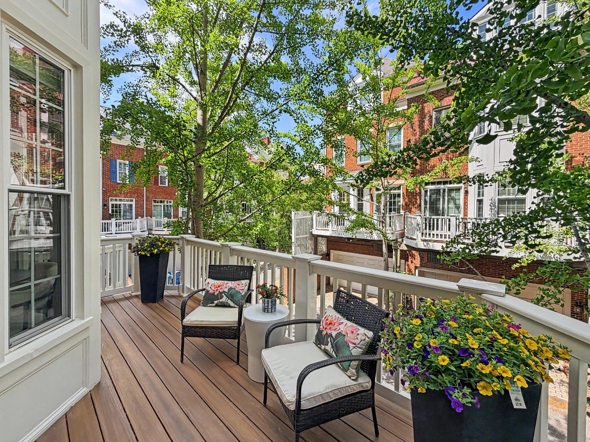 612 N Pitt Street photo 10