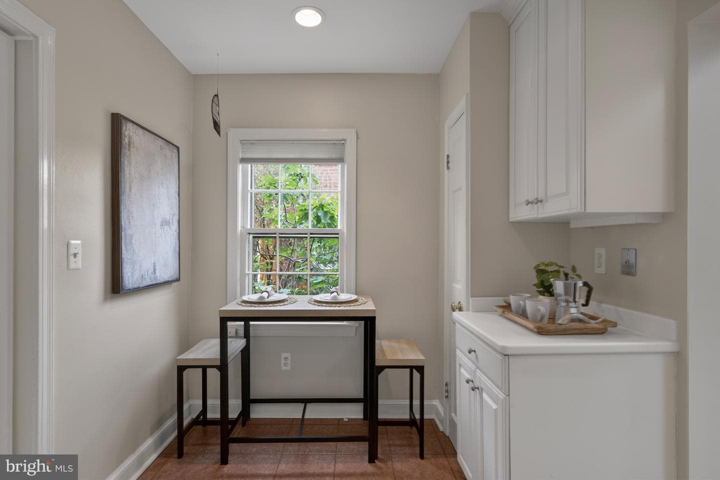 922 S Saint Asaph Street photo 17