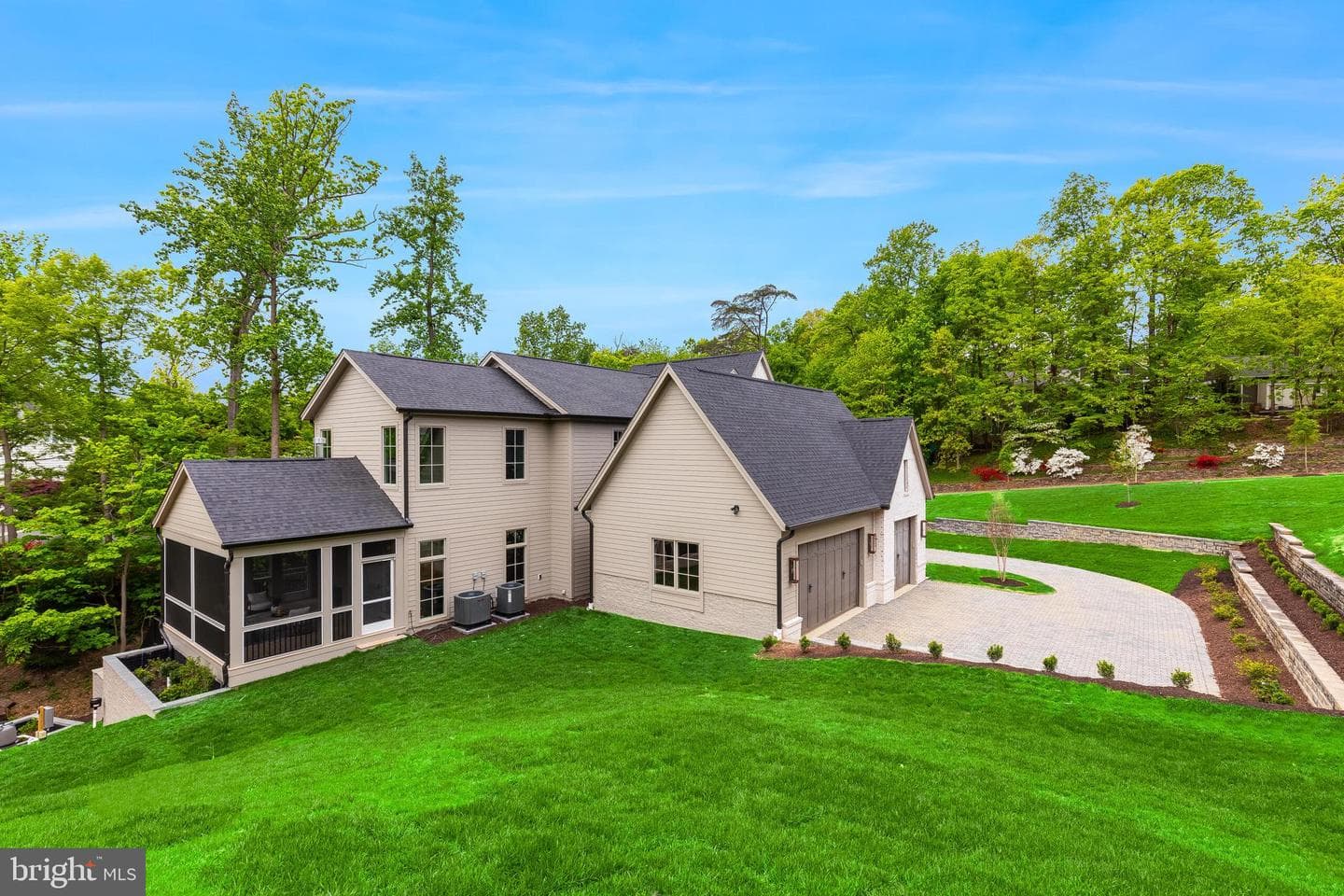 1231 N Pickett Street photo 49